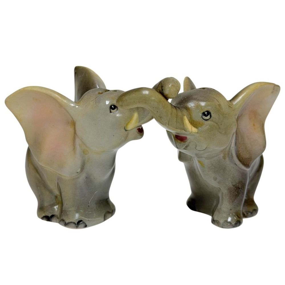 Vintage Ceramic Elephant Salt & Pepper Shakers Set Cute W/ Cork Stopper Cute